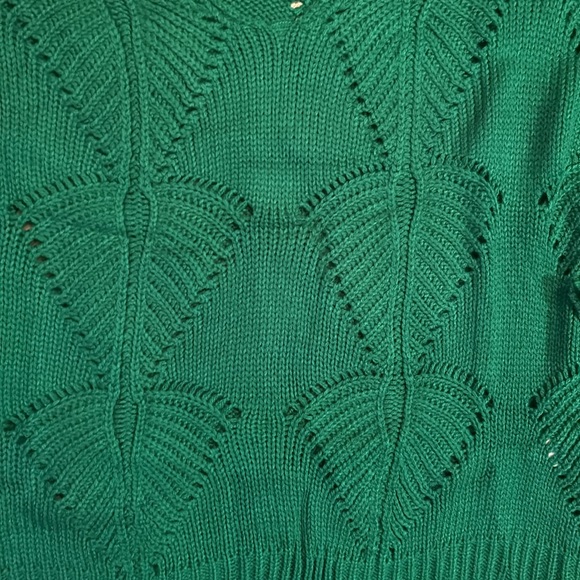 NEW Kelly Green Knit Sweater - Picture 5 of 13